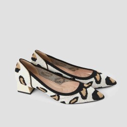 Pointed Toe Knitted Pumps