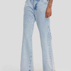 Wide-leg Light Washed Jeans