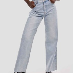 Straight Medium Washed Jeans