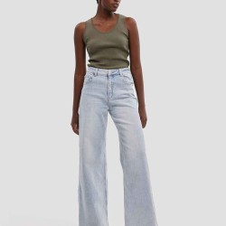 Straight Medium Washed Jeans