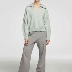 Relaxed Spread-collar Jumper