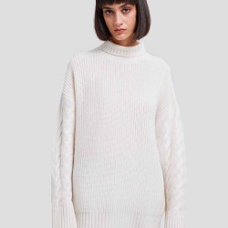Roll-neck Fine Ribbed Cashmere Jumper