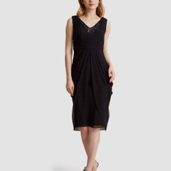 V-Neck Sleeveless Formal Dress