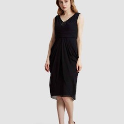 V-Neck Sleeveless Formal Dress