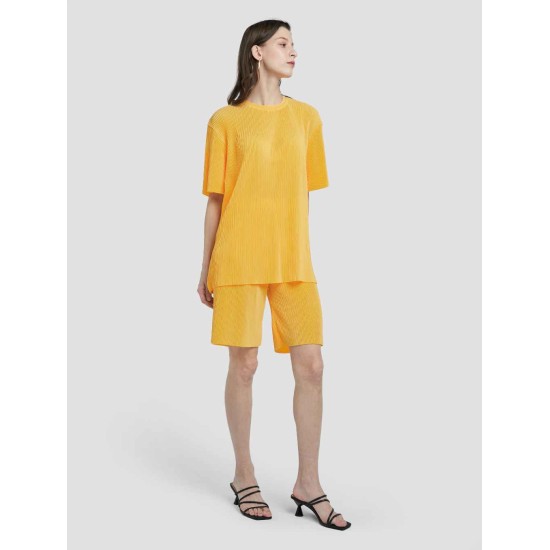 Pleated Chiffon T-shirt & Shorts Set Pleated Chiffon T-shirt & Shorts Set