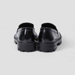 Shiny Round Toe Leather Loafers
