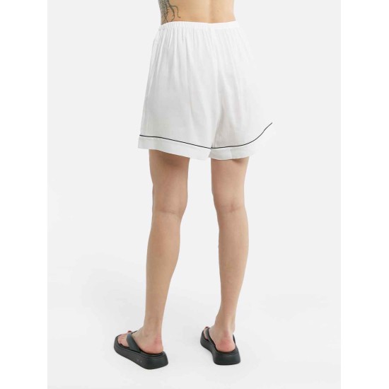 Smooth Plain Contrast Trim Shorts Smooth Plain Contrast Trim Shorts