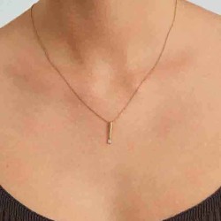 Glisten Vertical Necklace