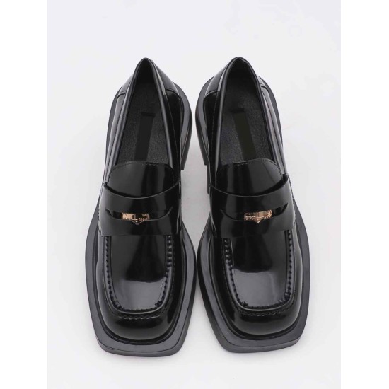 Square toe thick sole shoes Square toe thick sole shoes