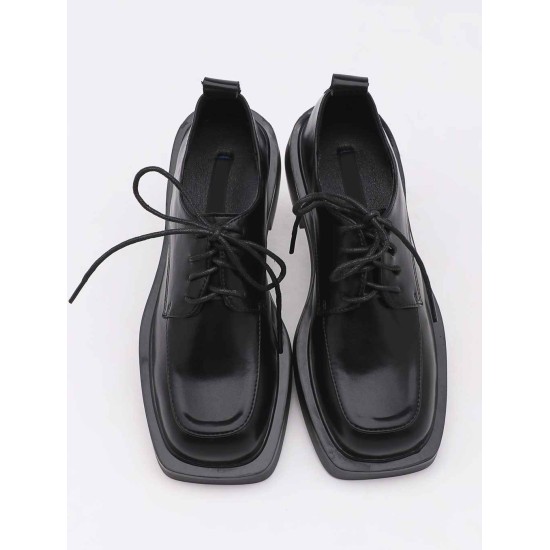 Square toe lace-up shoes Square toe lace-up shoes