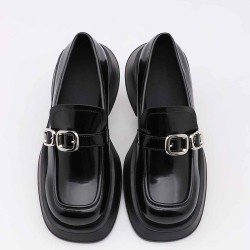 Belt buckle comfortable casual shoes