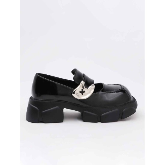 Thick-soled small leather shoes with big toe Thick-soled small leather shoes with big toe