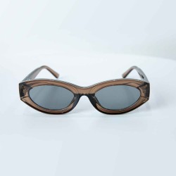 Wide Retro Look Sunglasses