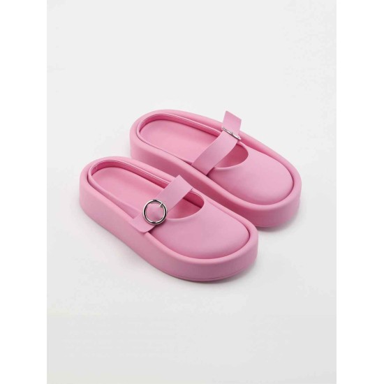 One buckle thick-soled slippers One buckle thick-soled slippers