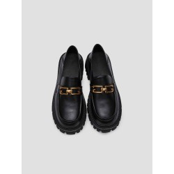 Leather Loafers With Chain